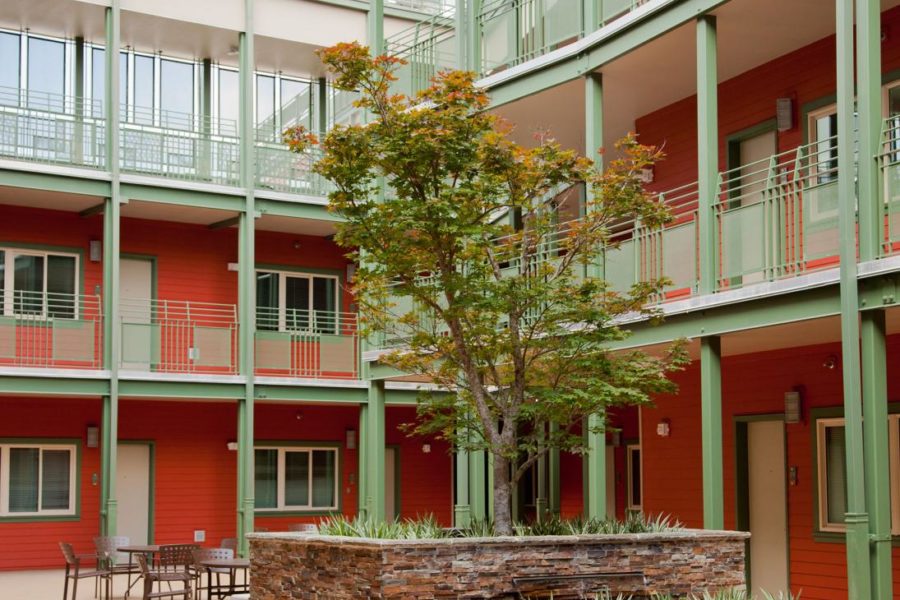 Exterior courtyard of apartment complex