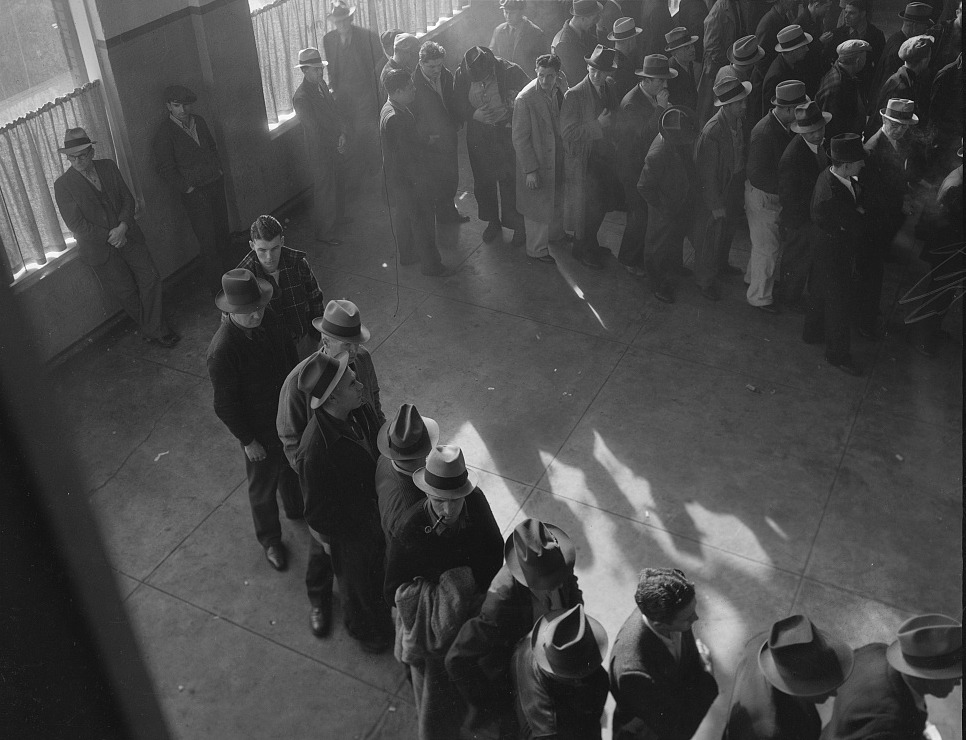 Unemployment benefits aid begins, 1938 / Photograph by Dorothea Lange